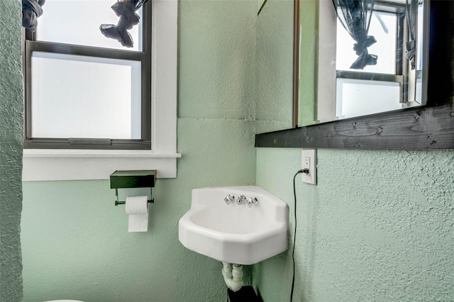 bathroom with sink