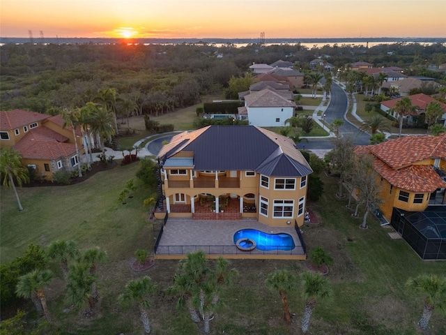 view of aerial view at dusk