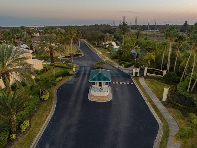 view of aerial view at dusk