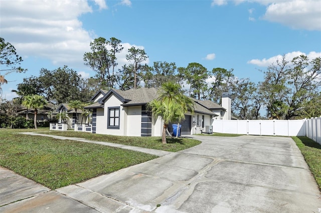 view of front of property with a front yard