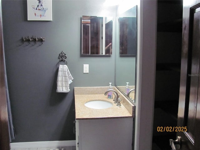 bathroom with vanity