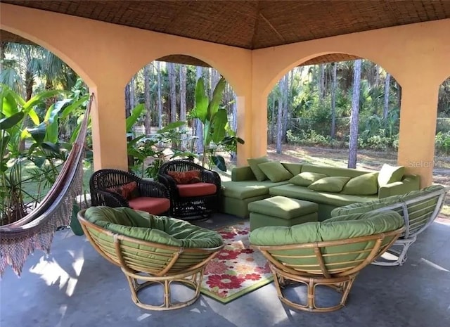 view of patio featuring an outdoor hangout area