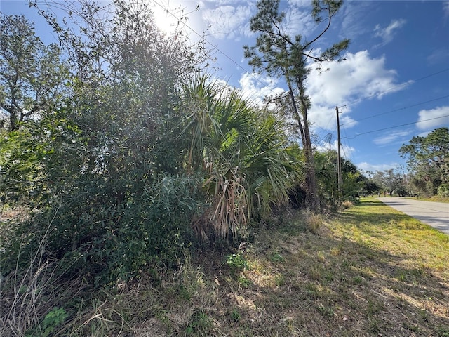 Listing photo 3 for Joyce Ave, North Port FL 34286