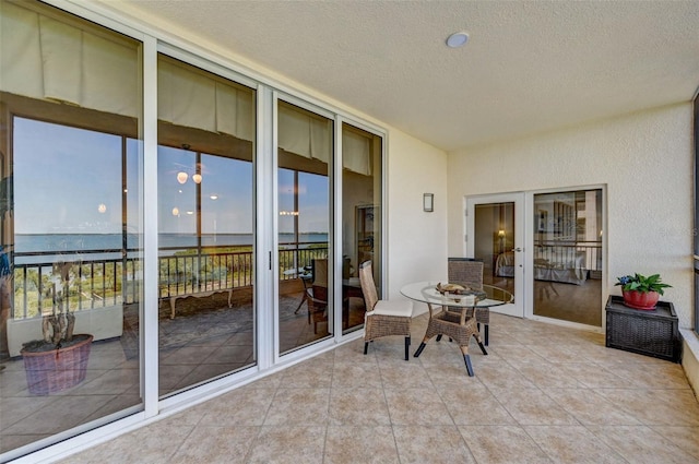 view of sunroom / solarium