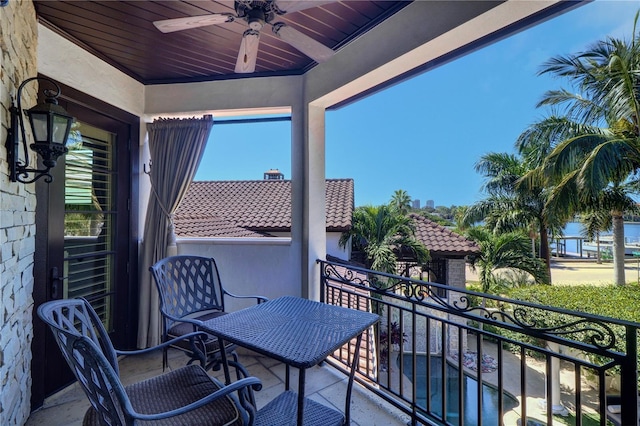 balcony with ceiling fan