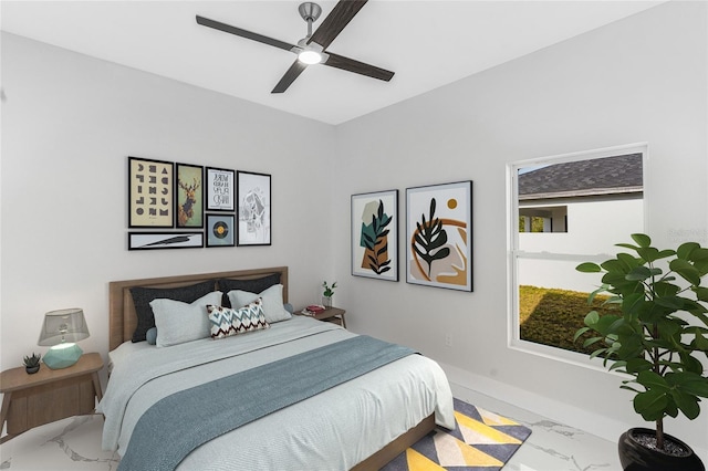 bedroom with ceiling fan