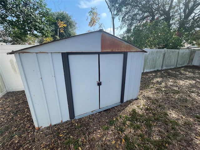 view of outbuilding