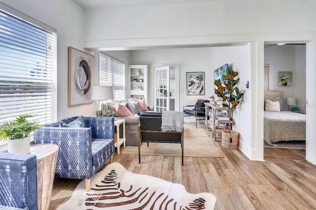 living area featuring hardwood / wood-style flooring