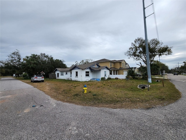 view of front of house