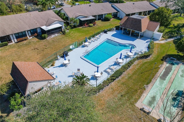 birds eye view of property