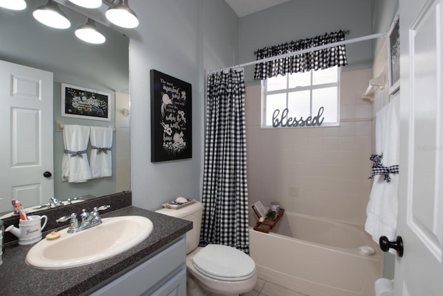 full bathroom with shower / bathtub combination with curtain, vanity, and toilet