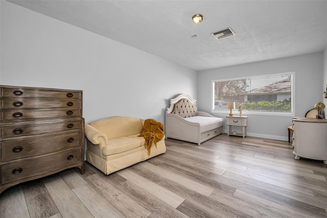 living area with light wood-type flooring