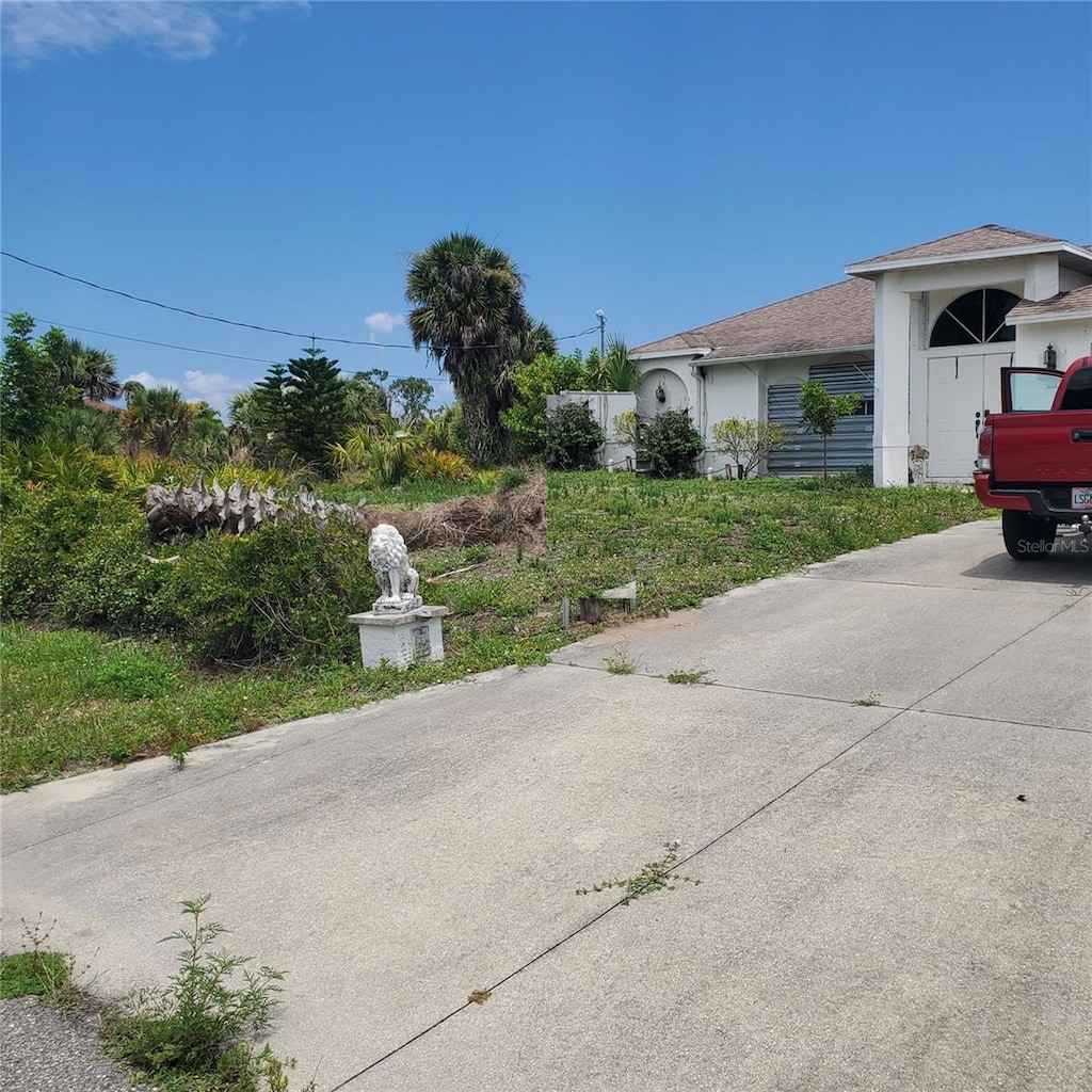 view of property exterior