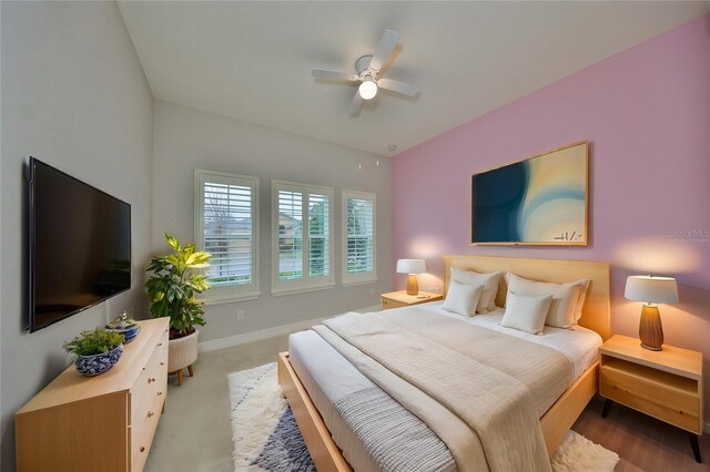 bedroom featuring ceiling fan