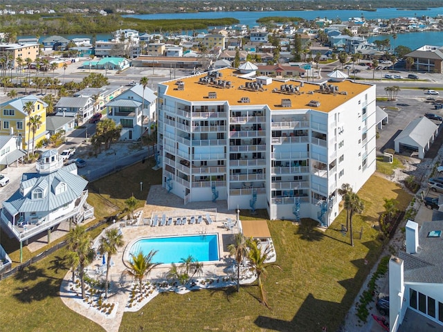 bird's eye view with a water view