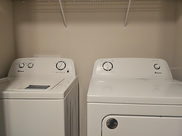 laundry area featuring washer and clothes dryer