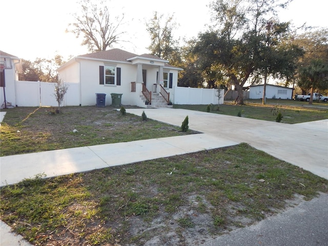 view of front of house