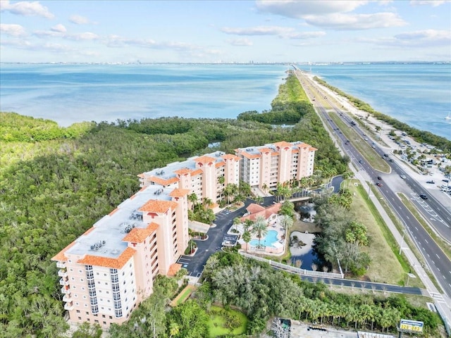 bird's eye view with a water view