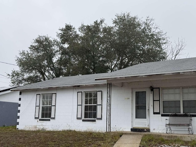 view of front facade