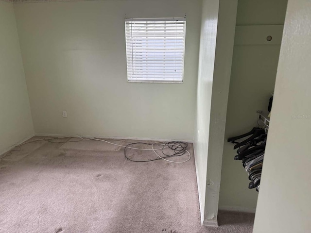 empty room with carpet