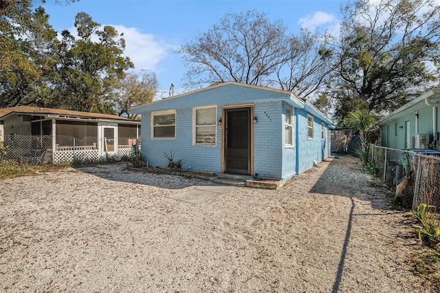 view of front of property