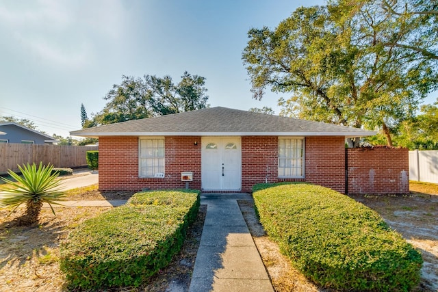 view of front of property