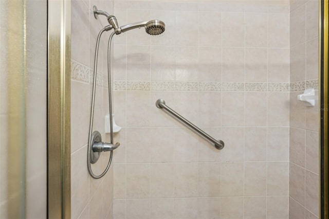 details featuring walk in shower