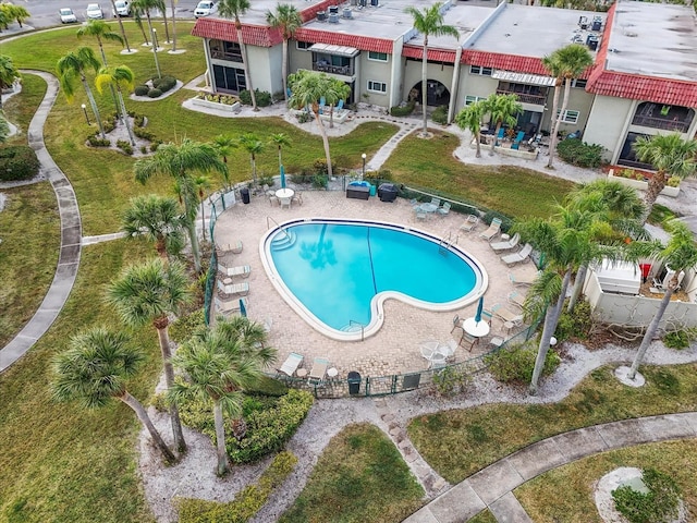 view of swimming pool featuring a patio