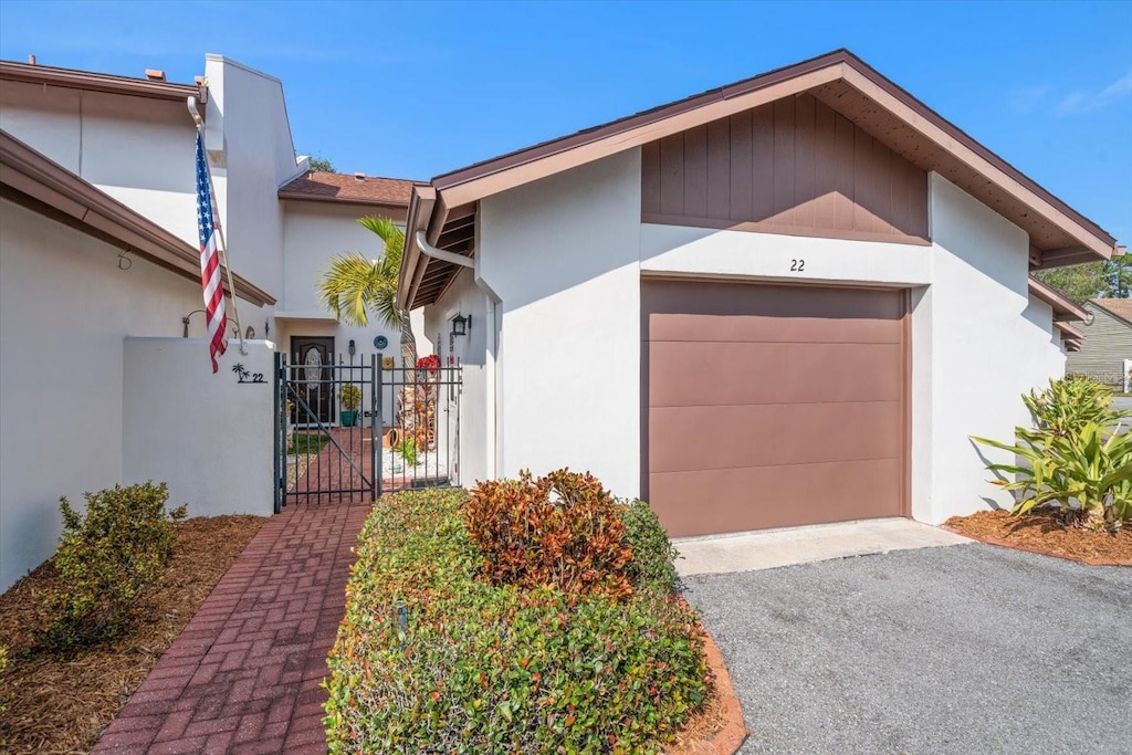 view of front of house featuring a garage