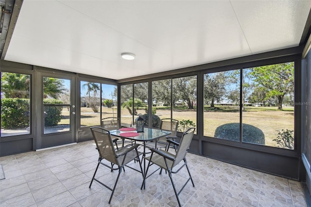 view of sunroom / solarium