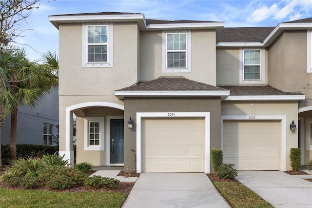 view of front facade with a garage