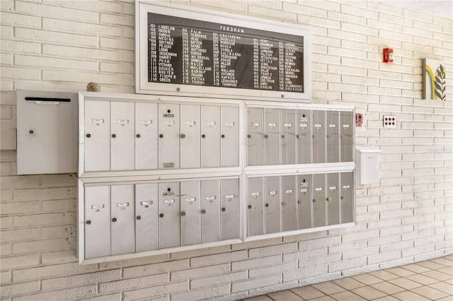 exterior details with mail area