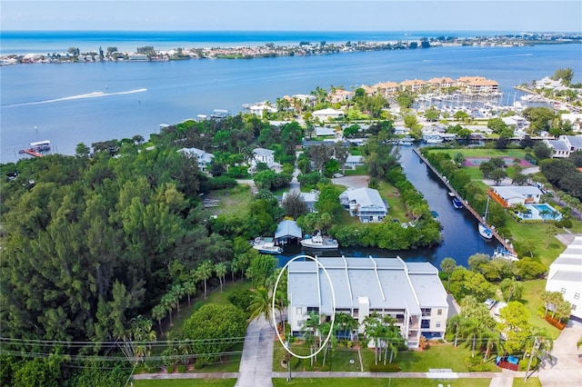 bird's eye view featuring a water view