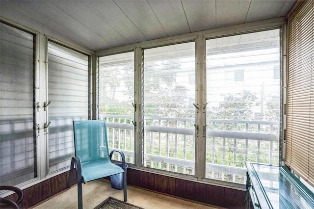 sunroom with a healthy amount of sunlight