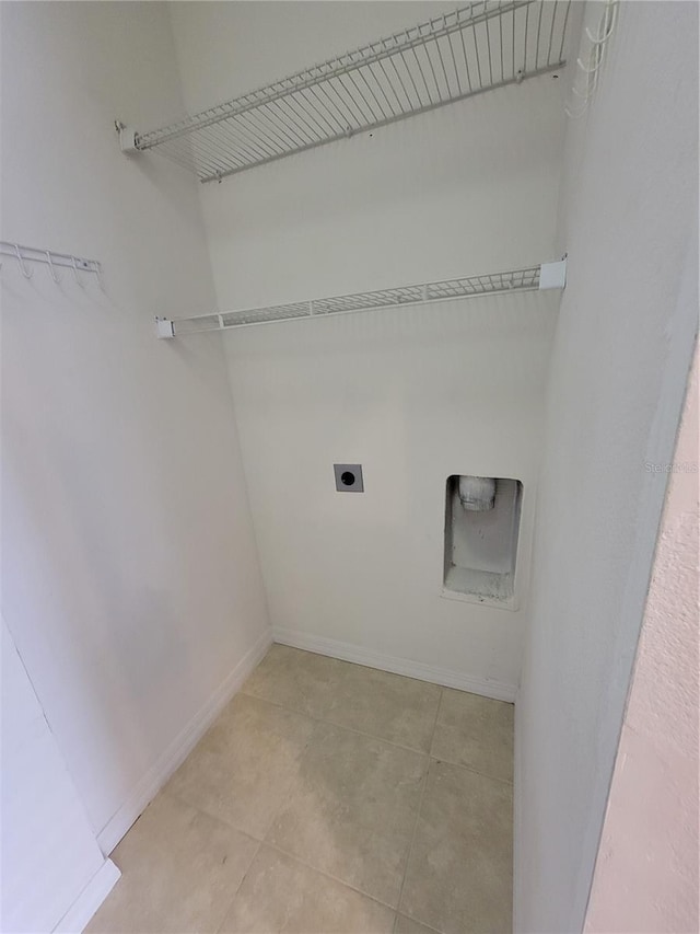 washroom with electric dryer hookup