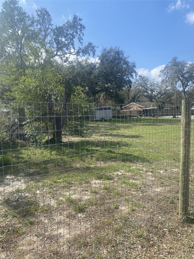 Listing photo 2 for 11207 E Dr Martin Luther King Jr Blvd, Seffner FL 33584