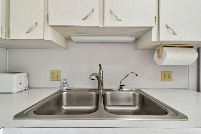 kitchen featuring sink