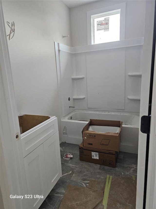 bathroom featuring shower / bathtub combination