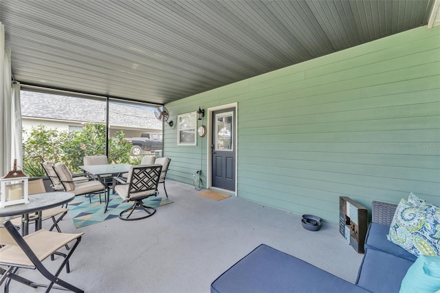 view of sunroom / solarium