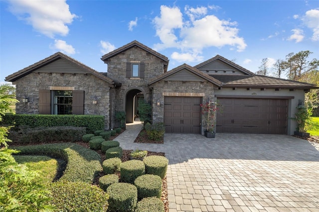 view of front of house featuring a garage