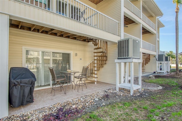 view of patio / terrace featuring a grill