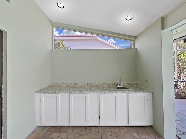 bathroom with sink