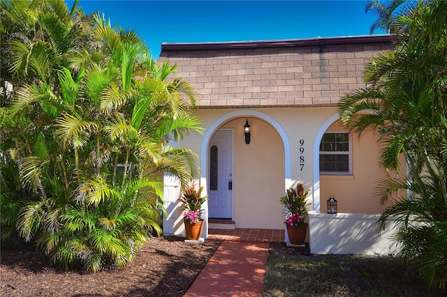 view of entrance to property