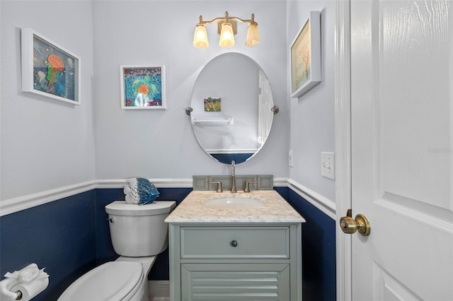 1881 Riveredge Dr, Tarpon Springs, FL 34689 - bathroom featuring vanity and toilet