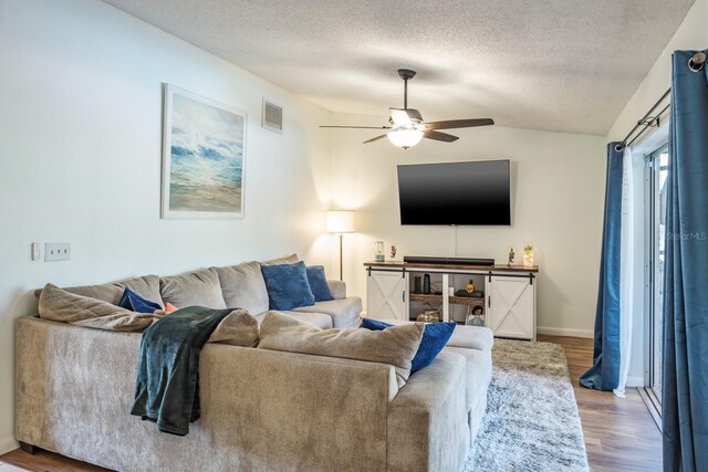 7425 118th Dr, Largo, FL 33773 - photo 11