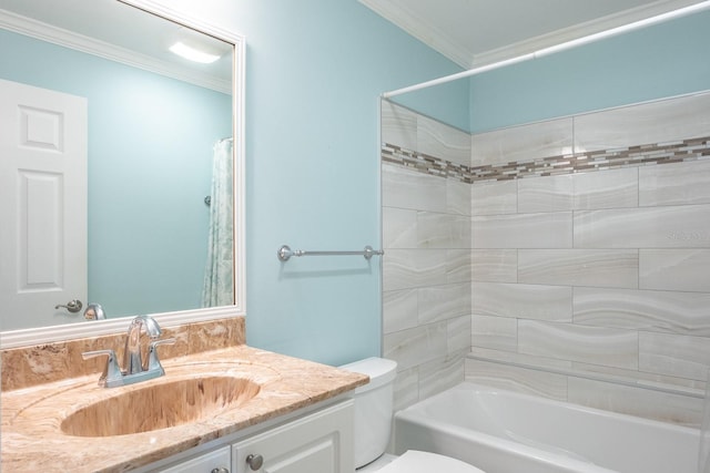 full bathroom with crown molding, vanity, toilet, and shower / tub combo