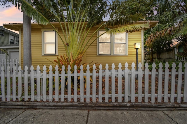 view of front of house