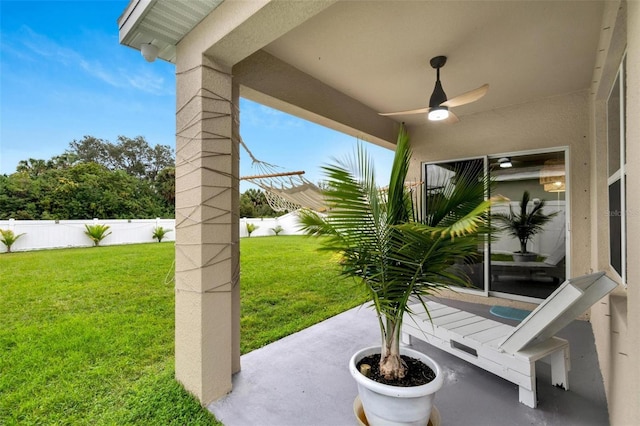 view of patio with ceiling fan