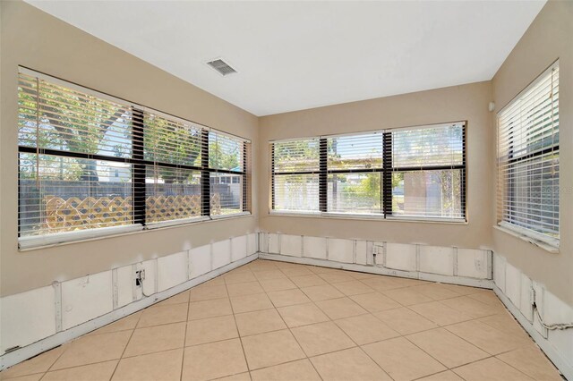 540 Florida Cir S, Apollo Beach, FL 33572 - unfurnished sunroom featuring visible vents