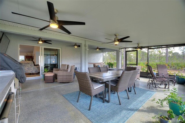 view of sunroom / solarium